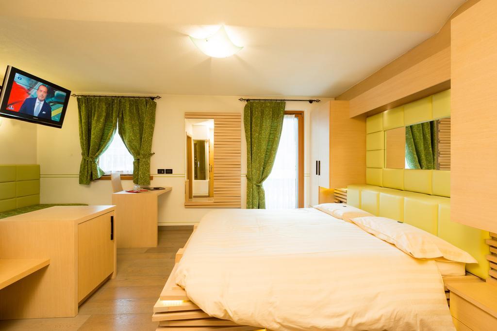Hotel Pontiglia Livigno Zewnętrze zdjęcie